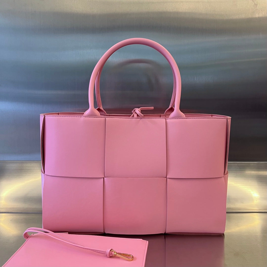 ARCO TOTE 36 IN SHOCKING PINK CALFSKIN