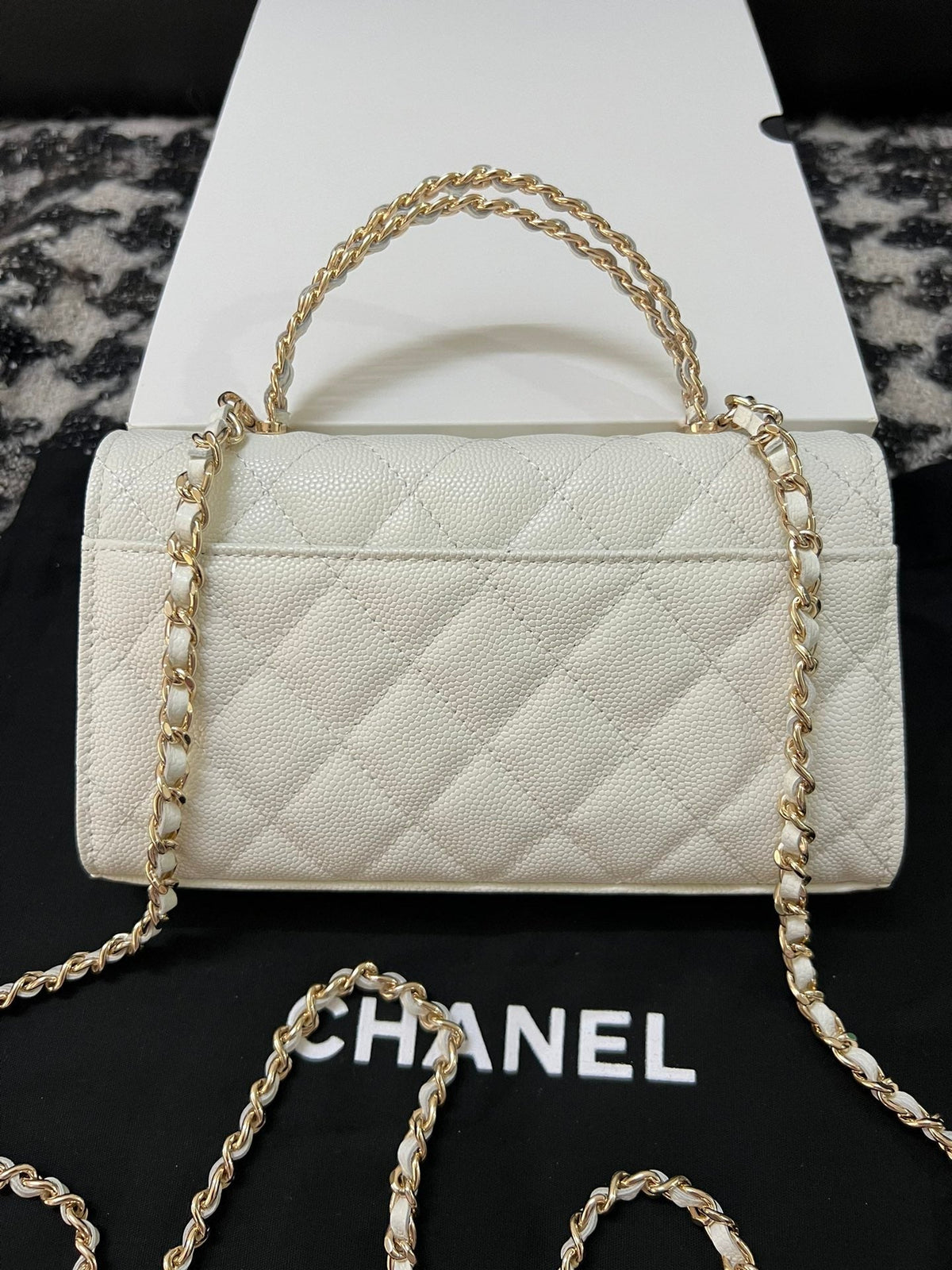 CHANEL KELLY 23P CLUTCH WITH CHAIN GOLD HARDWARE