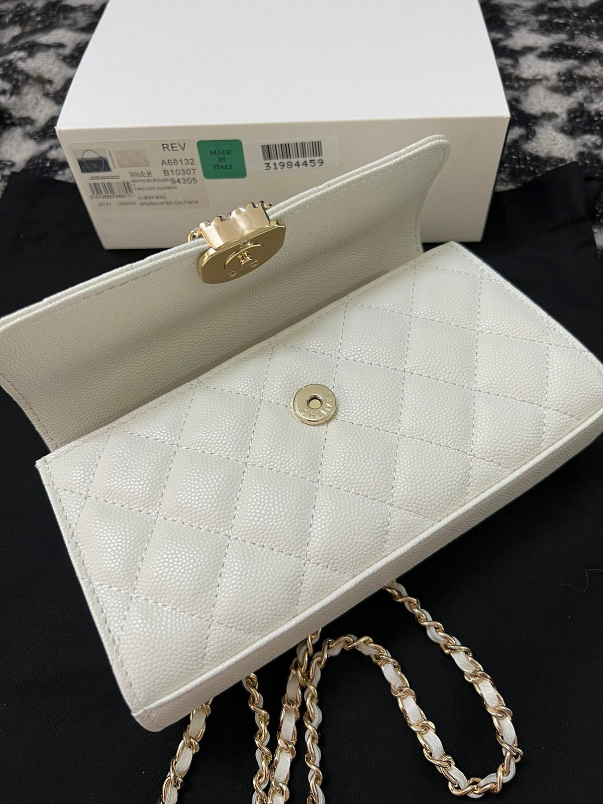 CHANEL KELLY 23P CLUTCH WITH CHAIN GOLD HARDWARE
