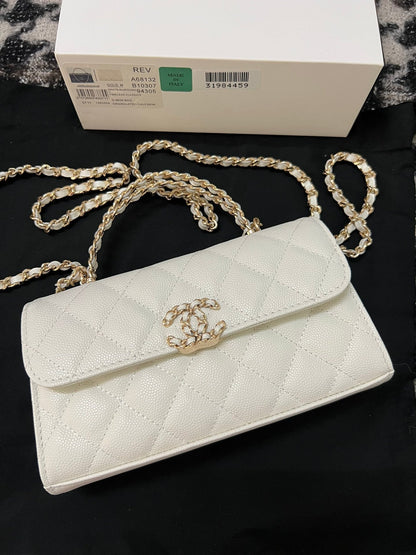 CHANEL KELLY 23P CLUTCH WITH CHAIN GOLD HARDWARE