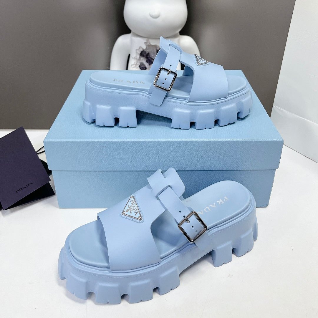 MONOLITH SLIPPER SANDALS IN SKY BLUE RUBBER