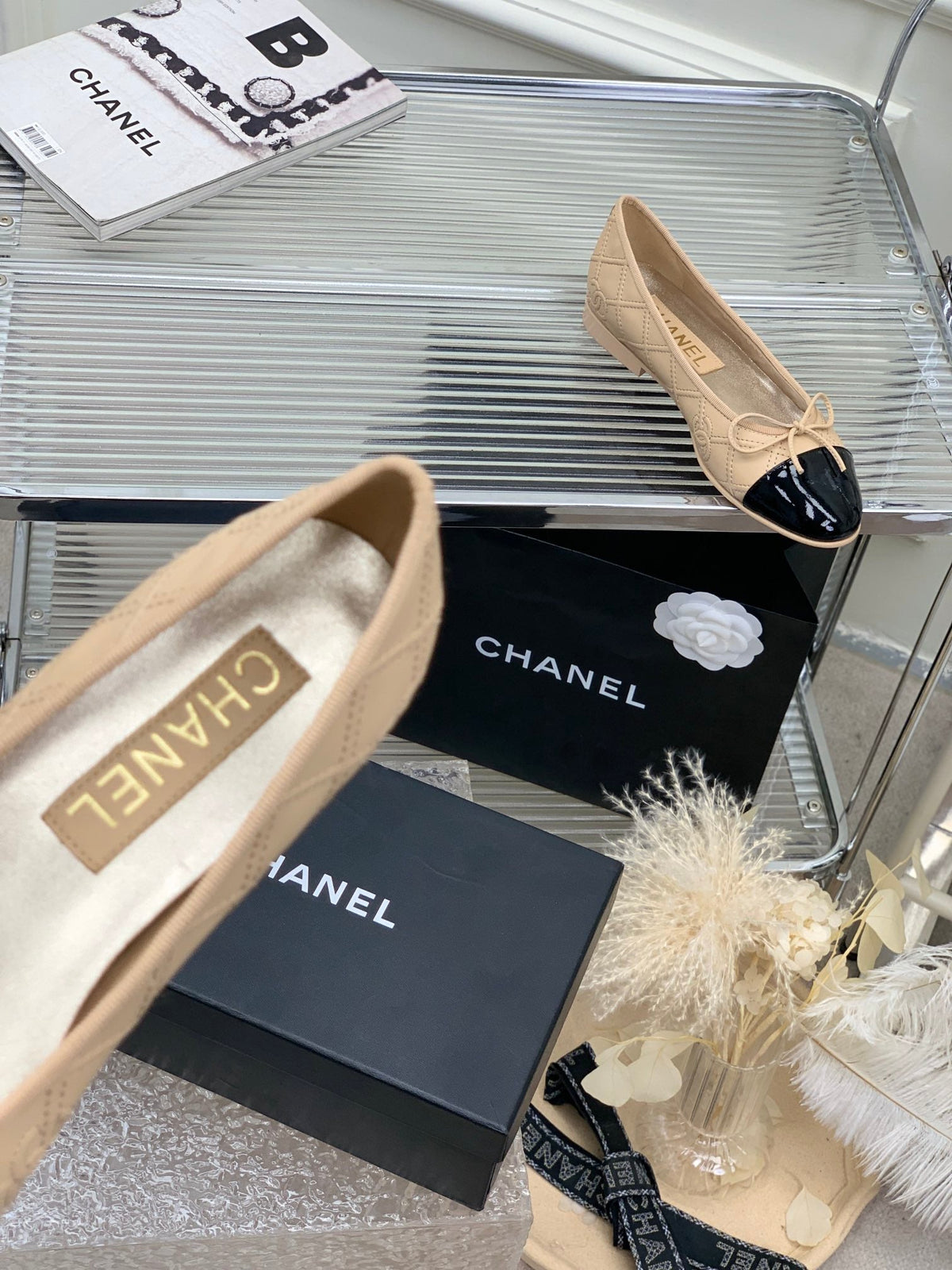 BALLET FLAT GLOSSY BLACK MIX BEIGE LAMBSKIN