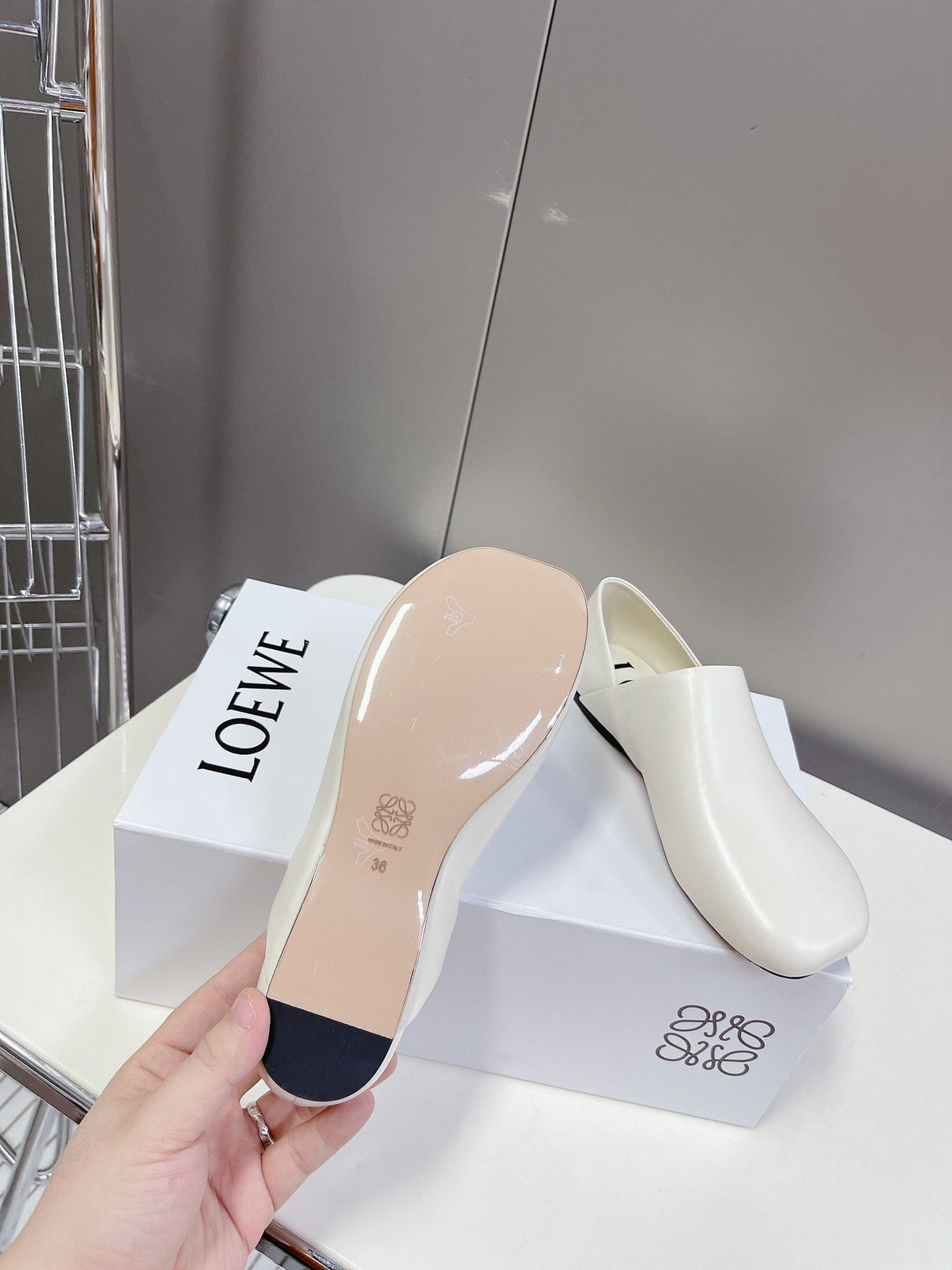 LW TOY SLIPPER WHITE CALFSKIN