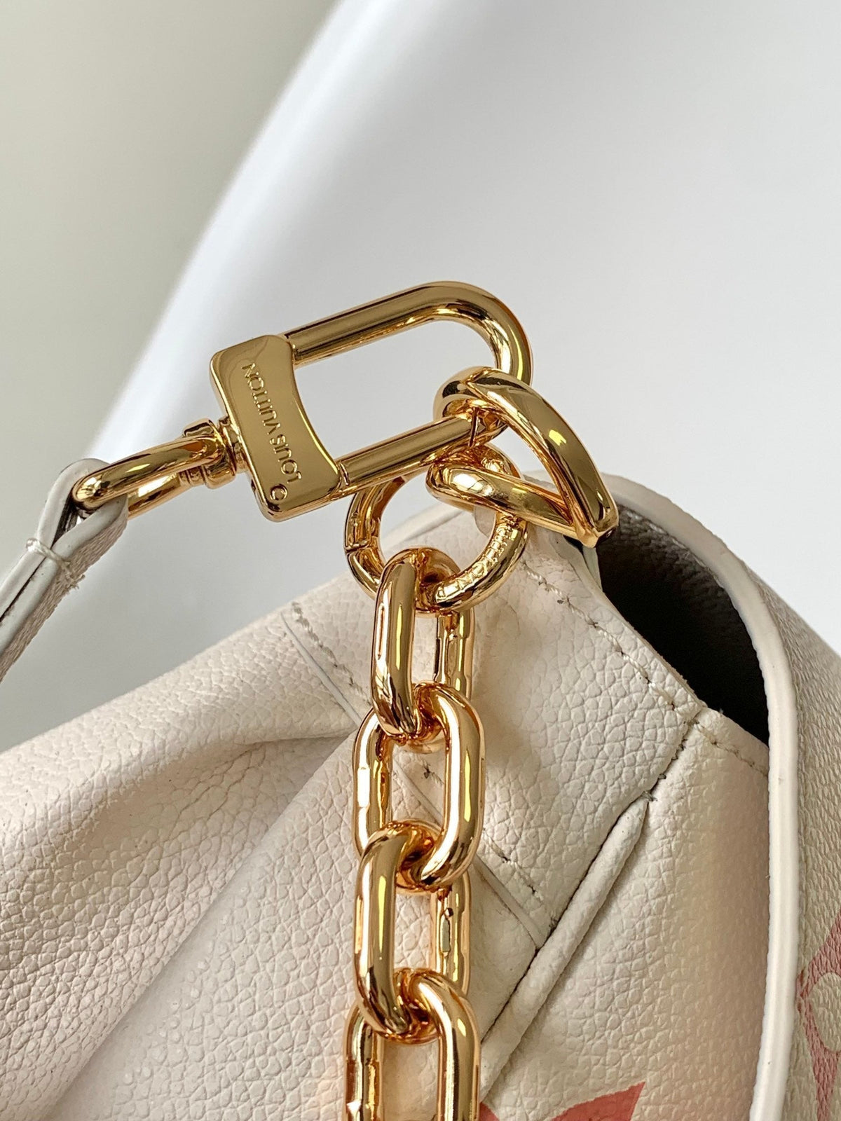 FAVORITE BAG 24 IN BEIGE MIX PINK MONOGRAM SOFT GRAINED COWHIDE