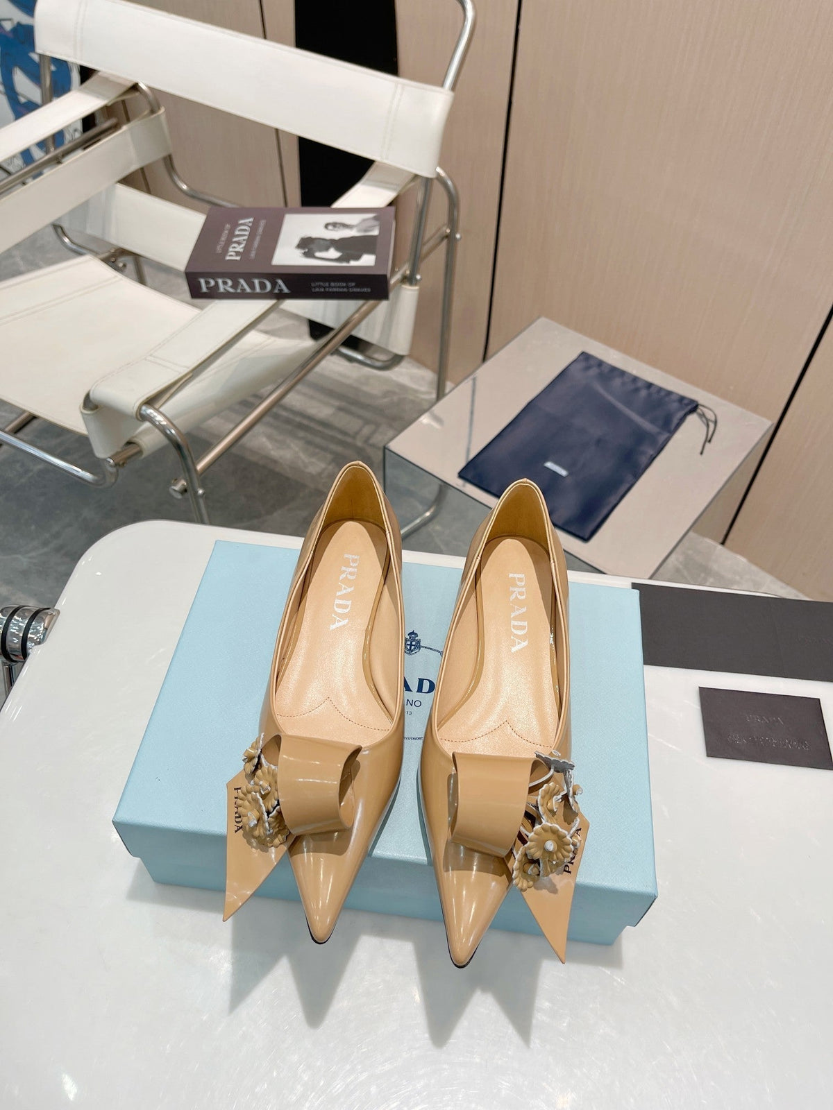 BALLET FLATS POINTED TOE IN TORTILLA BROWN SHINY CALFSKIN ATTACHED FLOWERS