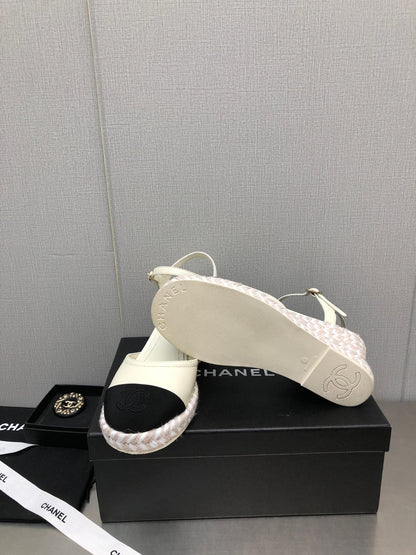 MARY JANE WEDGE WHITE LAMBSKIN