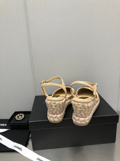 MARY JANE WEDGE BEIGE CREAM LAMBSKIN