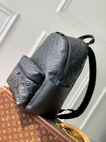 DISCOVERY PM BACKPACK 38 IN BLACK MONOGRAM LAMBSKIN
