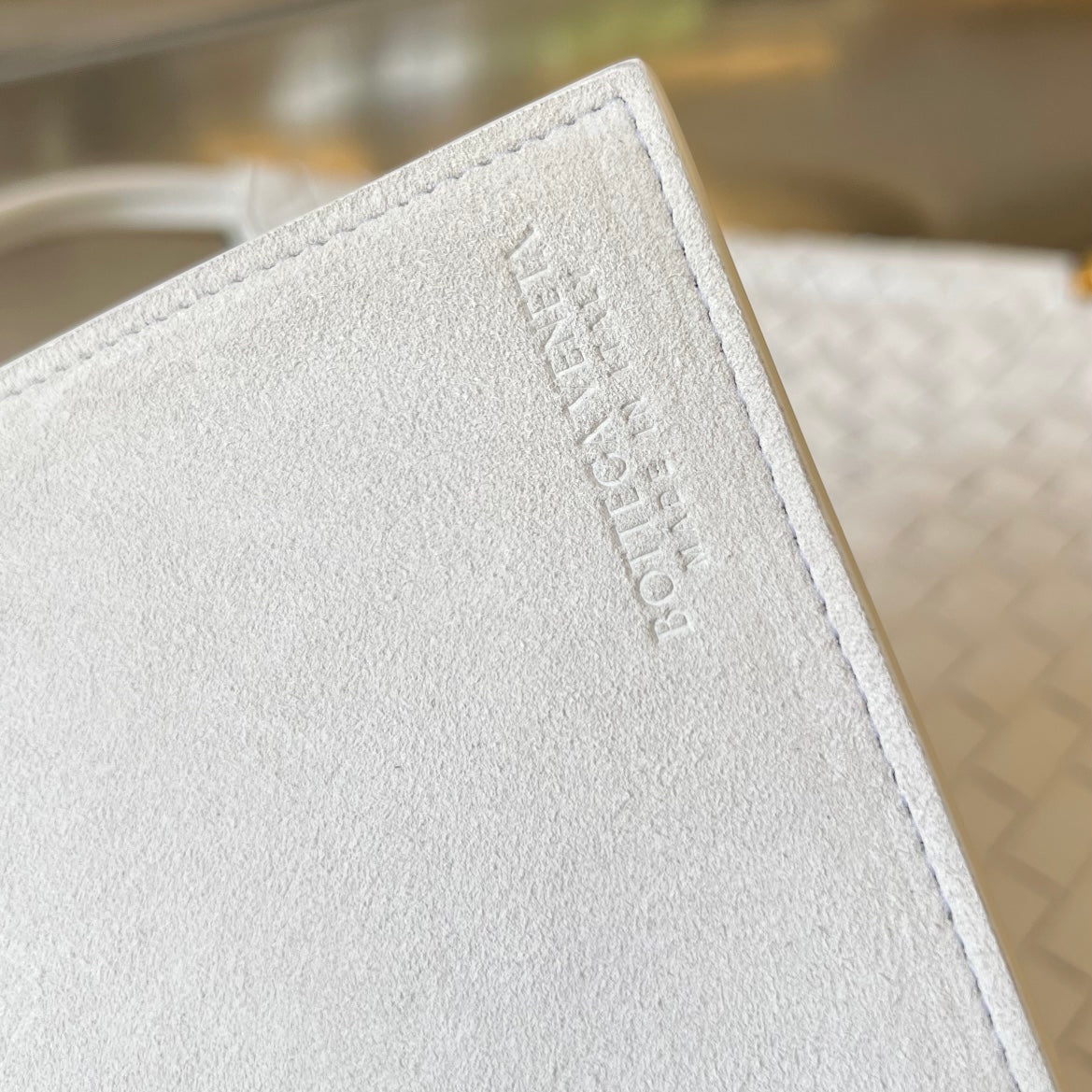 MEDIUM SOLSTICE 44 WHITE LAMBSKIN