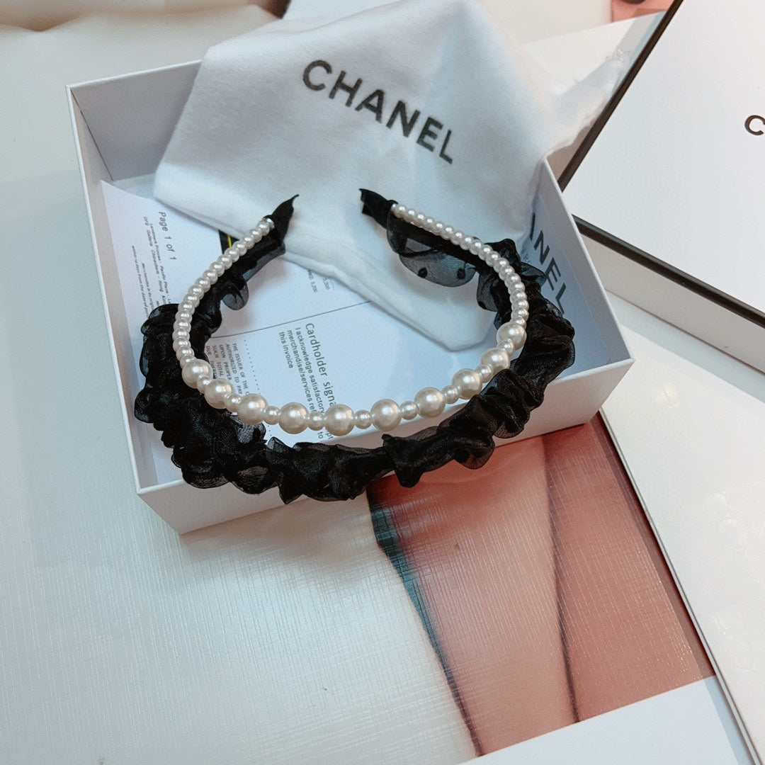 BLACK VOILE FABRIC HAIRBAND WITH PEARL CHAIN 867187