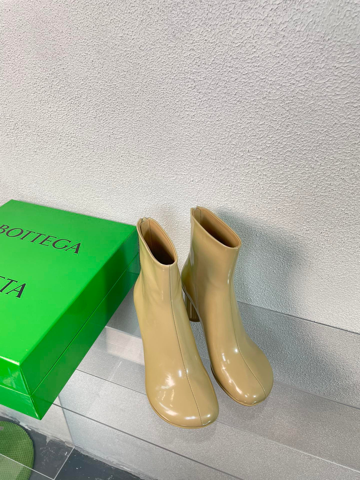 ATOMIC ANKLE BOOT IN KHAKI TAN CALFSKIN 75 MM