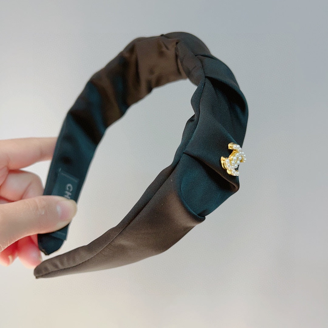 BLACK FABRIC HAIRBAND 925661