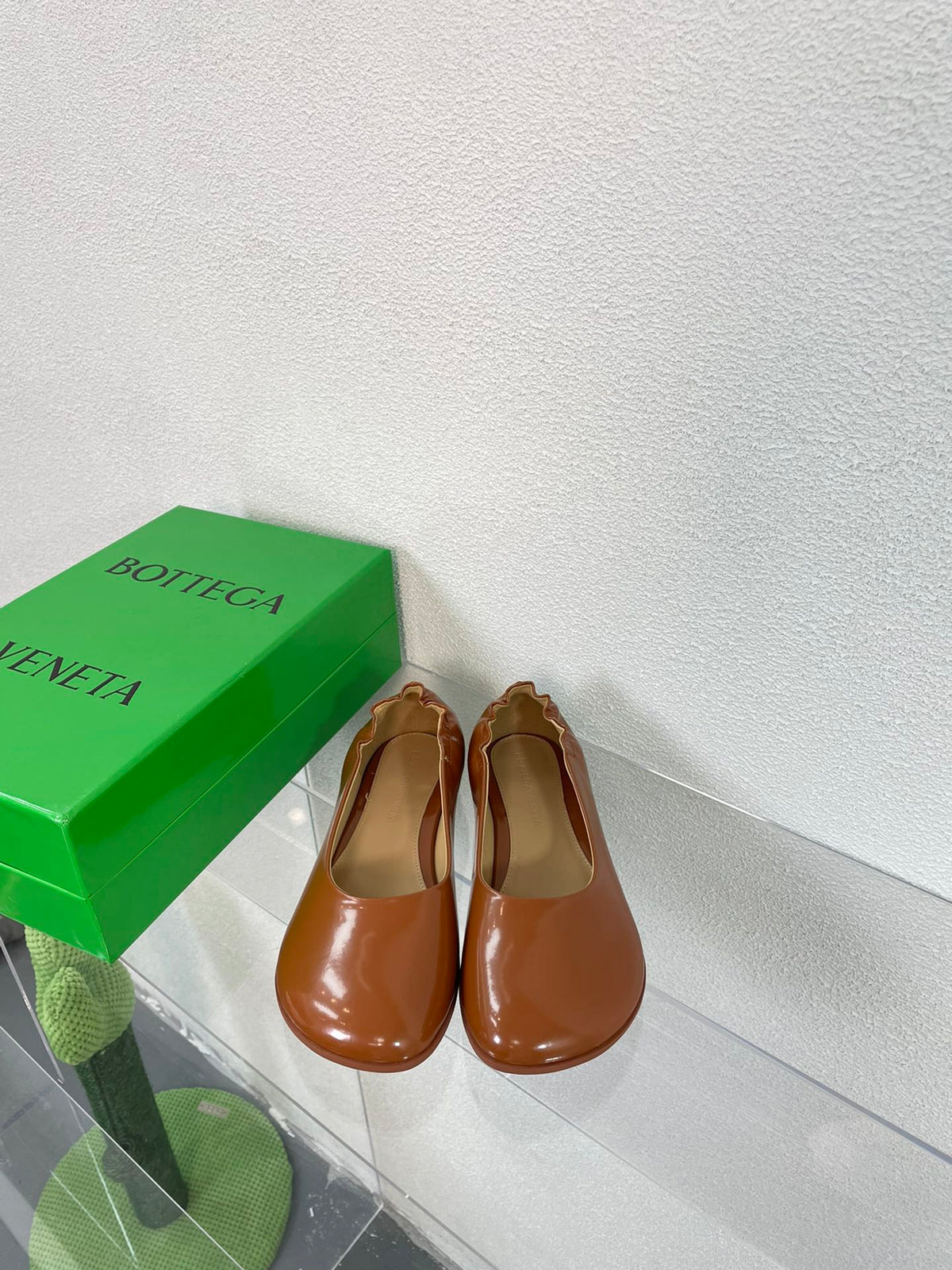 ATOMIC BALLERINA FLAT IN BRONZE BROWN CALFSKIN