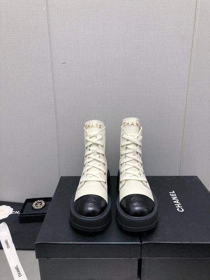 MARTIN SHORT BOOTS WHITE MIX BLACK LAMBSKIN