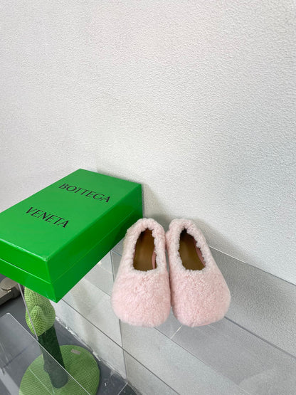 ATOMIC SHEARLING BALLERINA FLATS LIGHT PINK