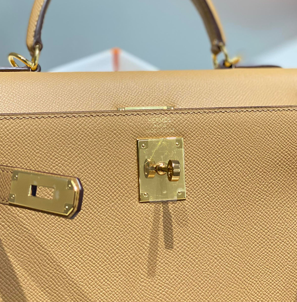 HN 28 IN CHAI EPSOM GOLD HARDWARE