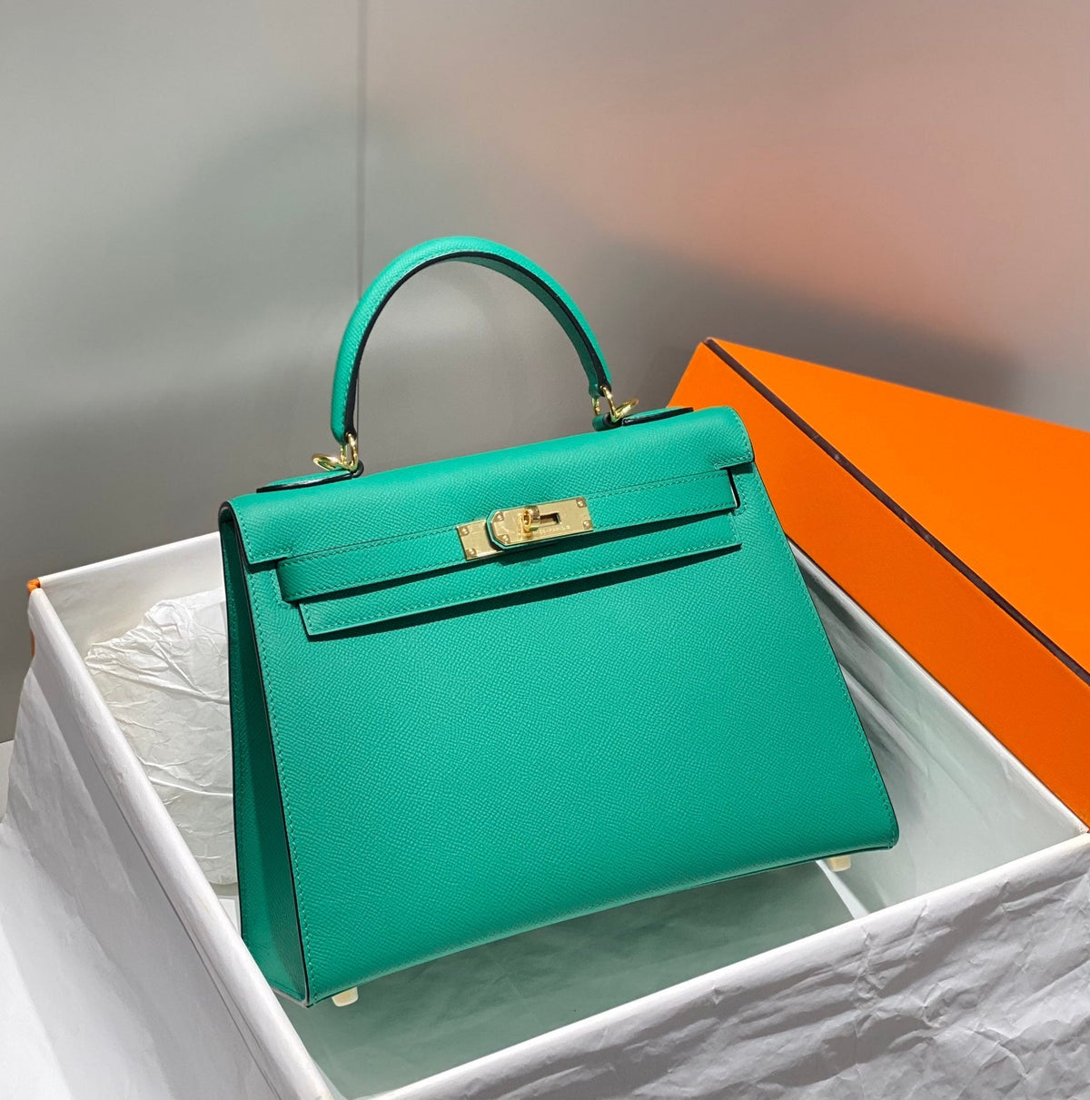 HN 28CM IN VERT VERTIGO EPSOM CALFSKIN GOLD HARDWARE