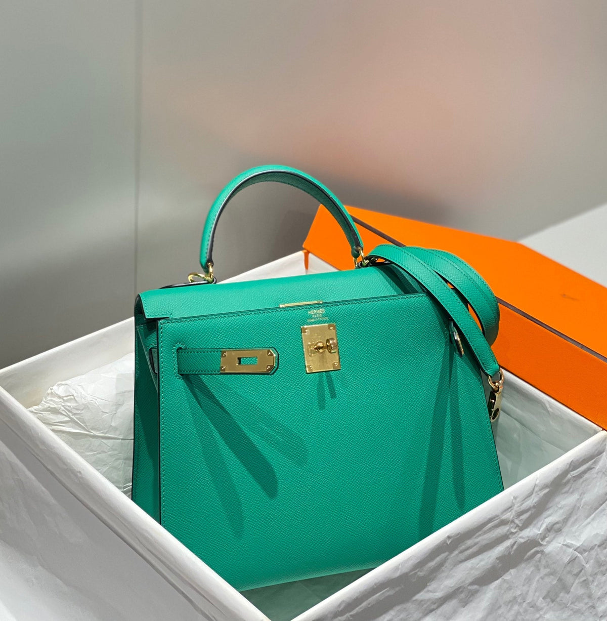 HN 28CM IN VERT VERTIGO EPSOM CALFSKIN GOLD HARDWARE