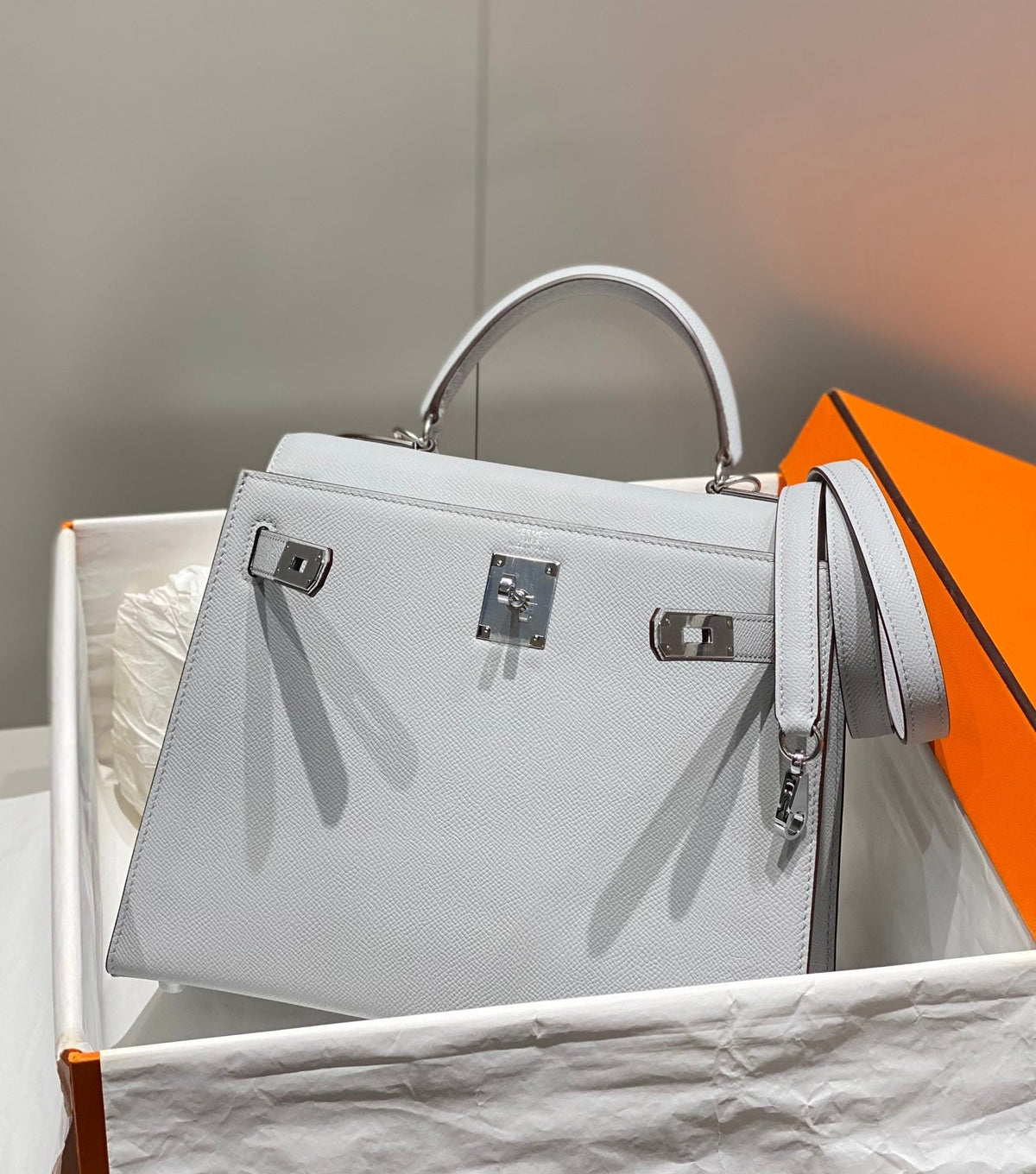 HN 28CM IN GRIS PERLE EPSOM CALFSKIN PALLADIUM HARDWARE