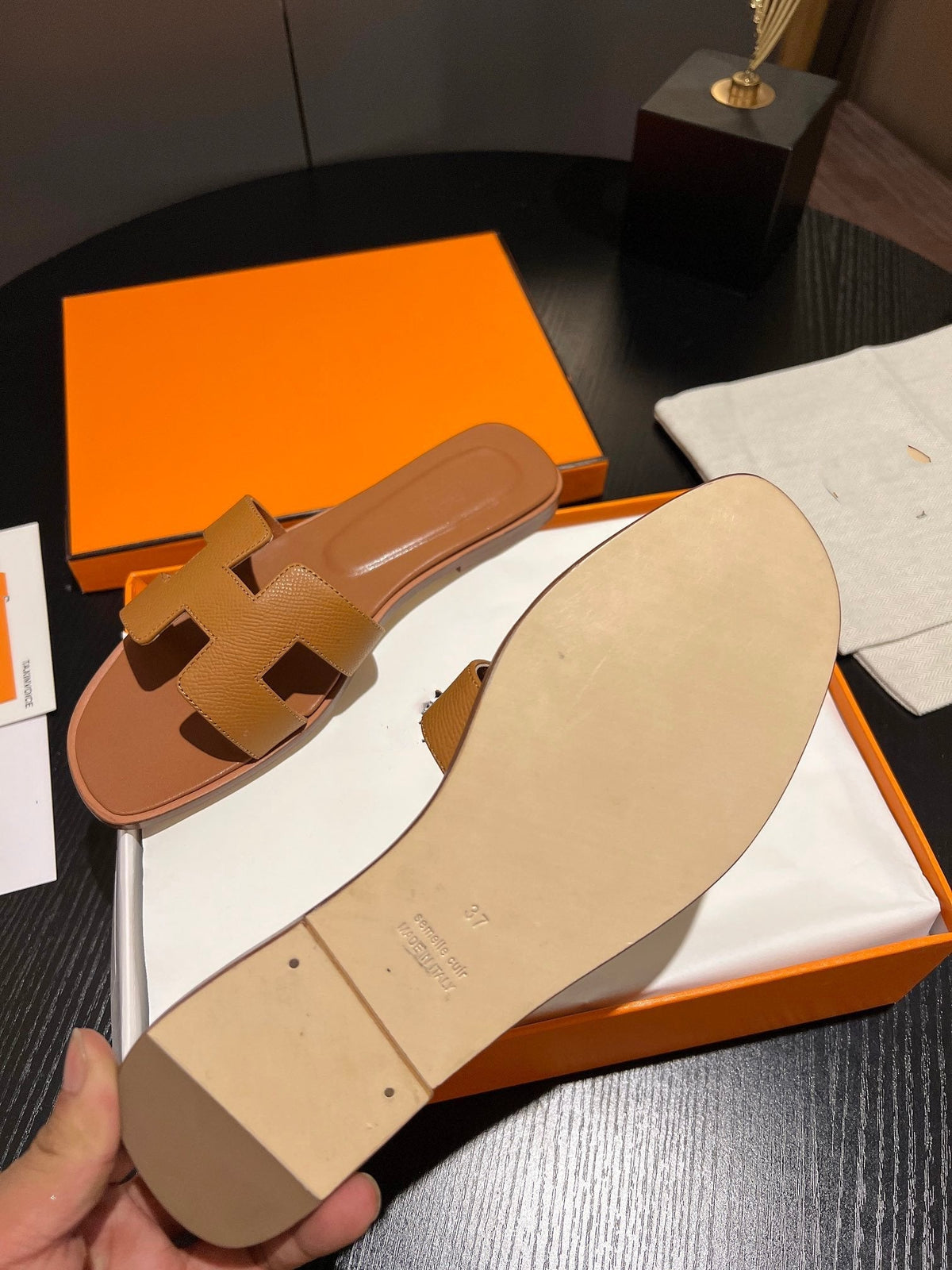 0RAN SANDAL Leather Brown