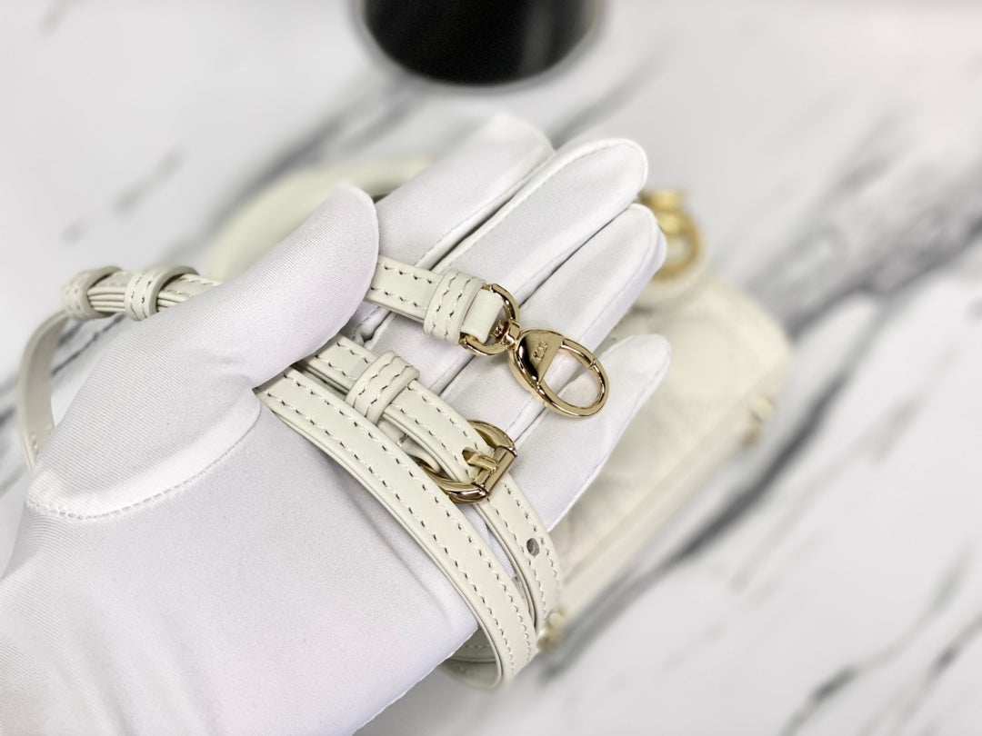 MICRO LADY 12 BAG IN WHITE LAMBSKIN