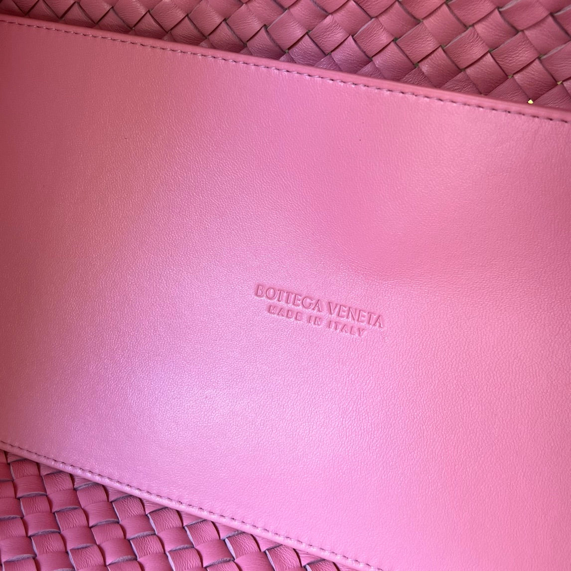 LARGE CABAT 51 IN FLAMINGO PINK LAMBSKIN