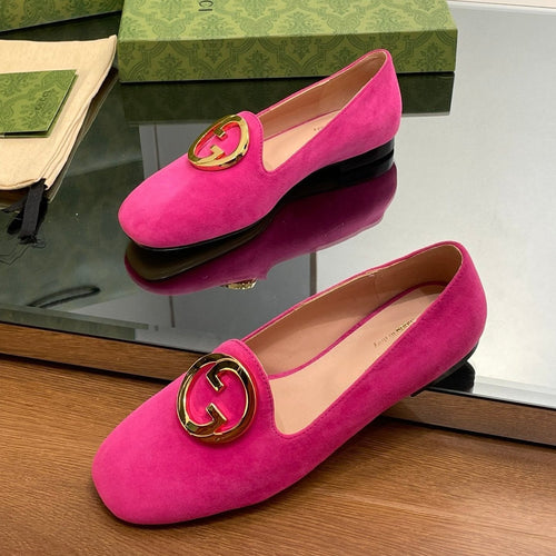BLONDIE LOGO-PLAQUE LOAFERS IN FUSCIA PINK SUEDE WITH GOLD HARDWARE