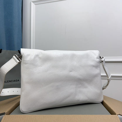 BB SOFT FLAP BAG 36 IN WHITE PEACH CALFSKIN SILVER HARDWARE