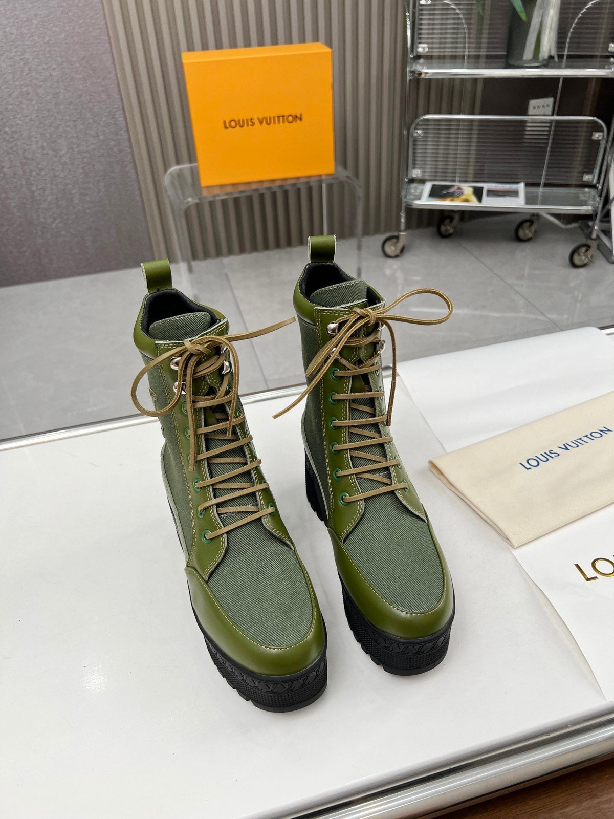 LAUREATE PLATFORM DESERT BOOT IN DARK OLIVE GREEN JACQUARD AND CALFSKIN
