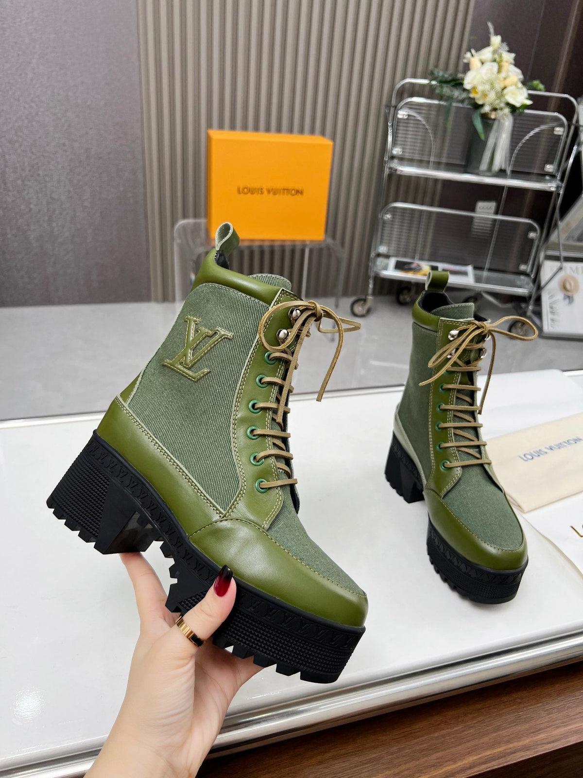 LAUREATE PLATFORM DESERT BOOT IN DARK OLIVE GREEN JACQUARD AND CALFSKIN
