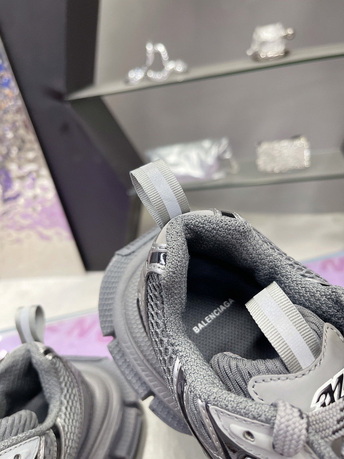 3XL SNEAKER IN ALL GRAY MESH AND POLYURETHANE