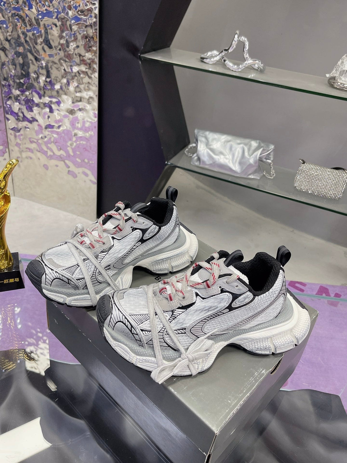 3XL SNEAKER IN GRAY MIX WHITE MESH AND POLYURETHANE