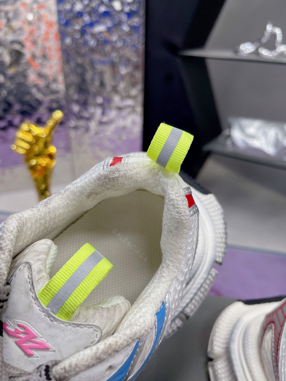 3XL SNEAKER IN WHITE PINK GRAY BLUE MESH AND POLYURETHANE