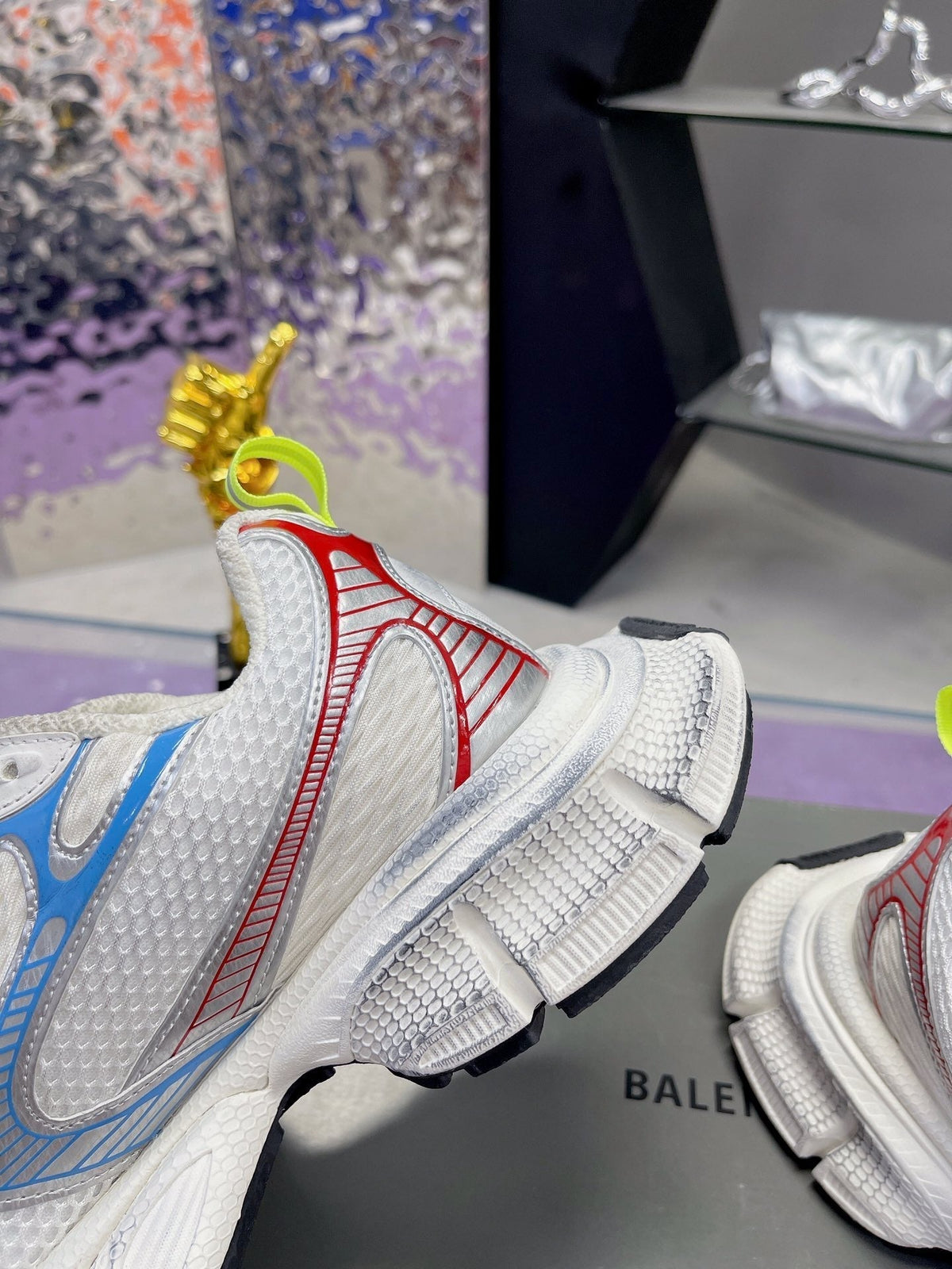 3XL SNEAKER IN WHITE PINK GRAY BLUE MESH AND POLYURETHANE