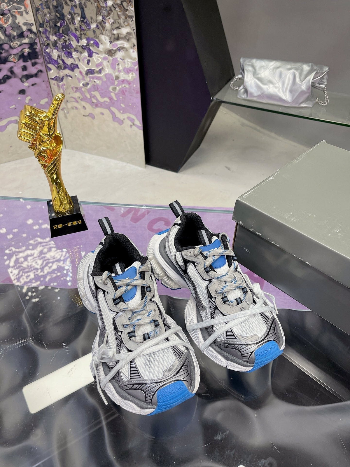 3XL SNEAKER IN WHITE GRAY BLUE MESH AND POLYURETHANE