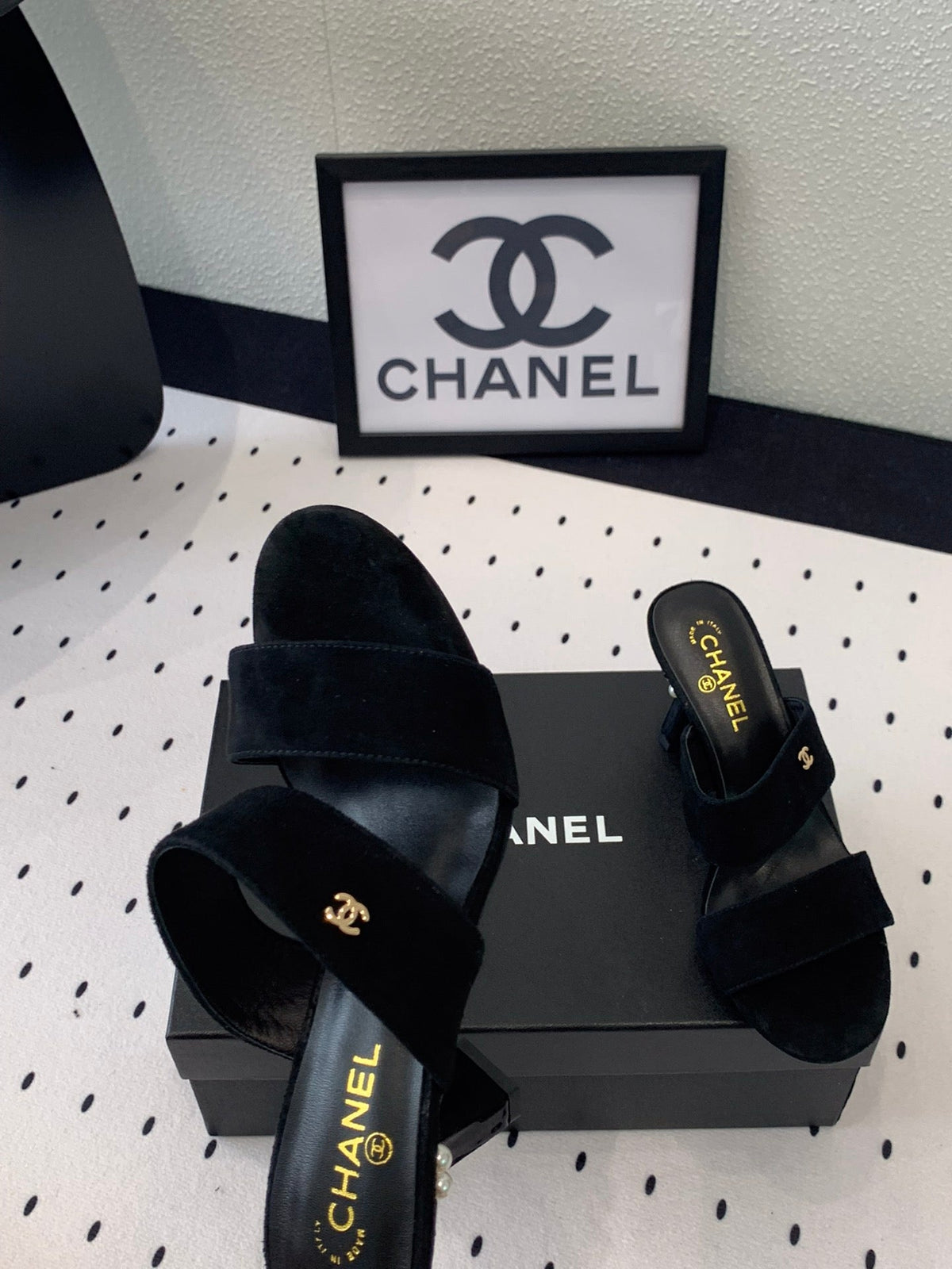 MULES black LAMBSKIN