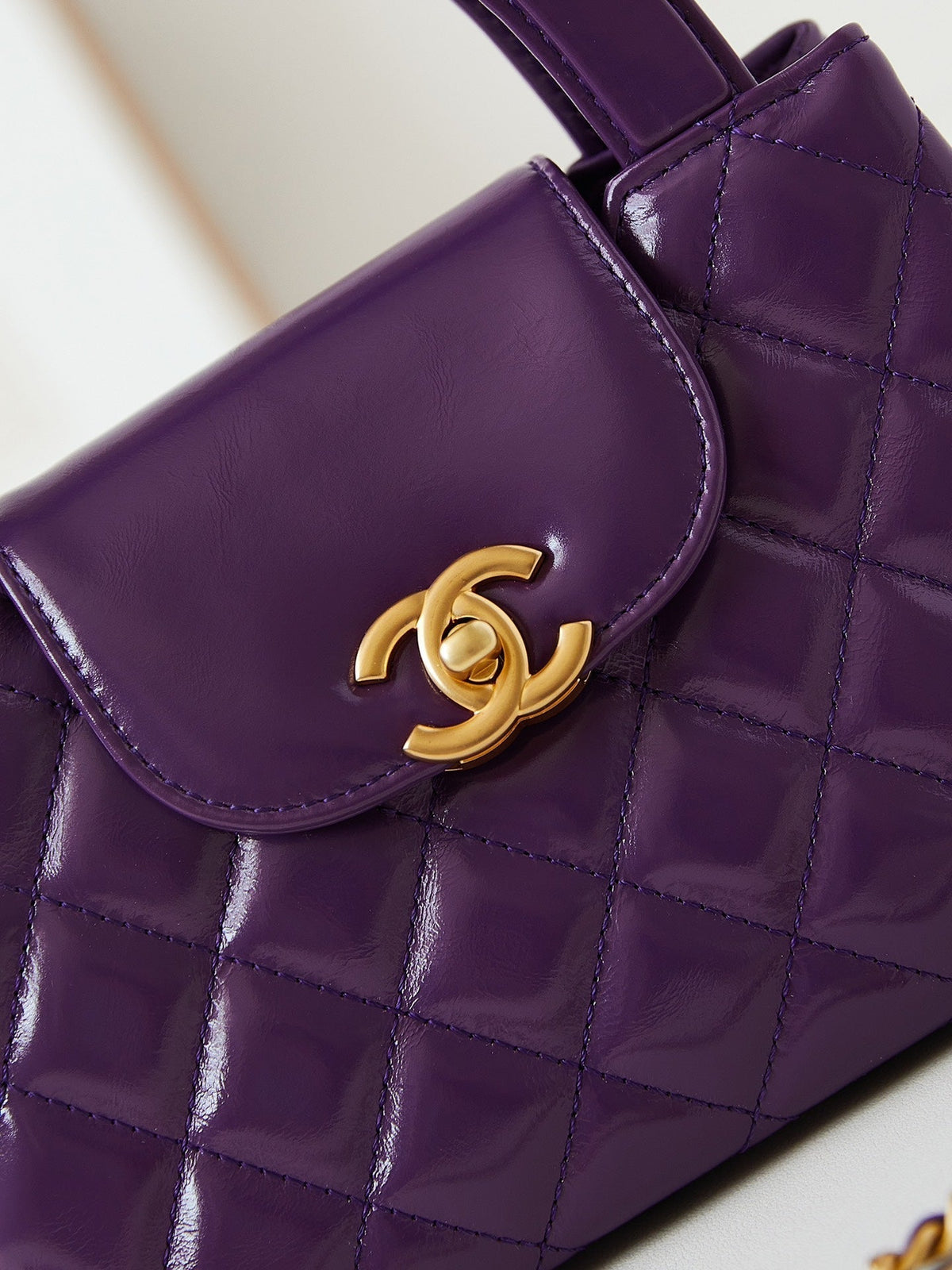 CHANEL KELLY MINI 19 BAG IN INDIGO PURPLE CALFSKIN