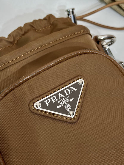 PHONE BAG 18 IN SEPIA BROWN RE-NYLON