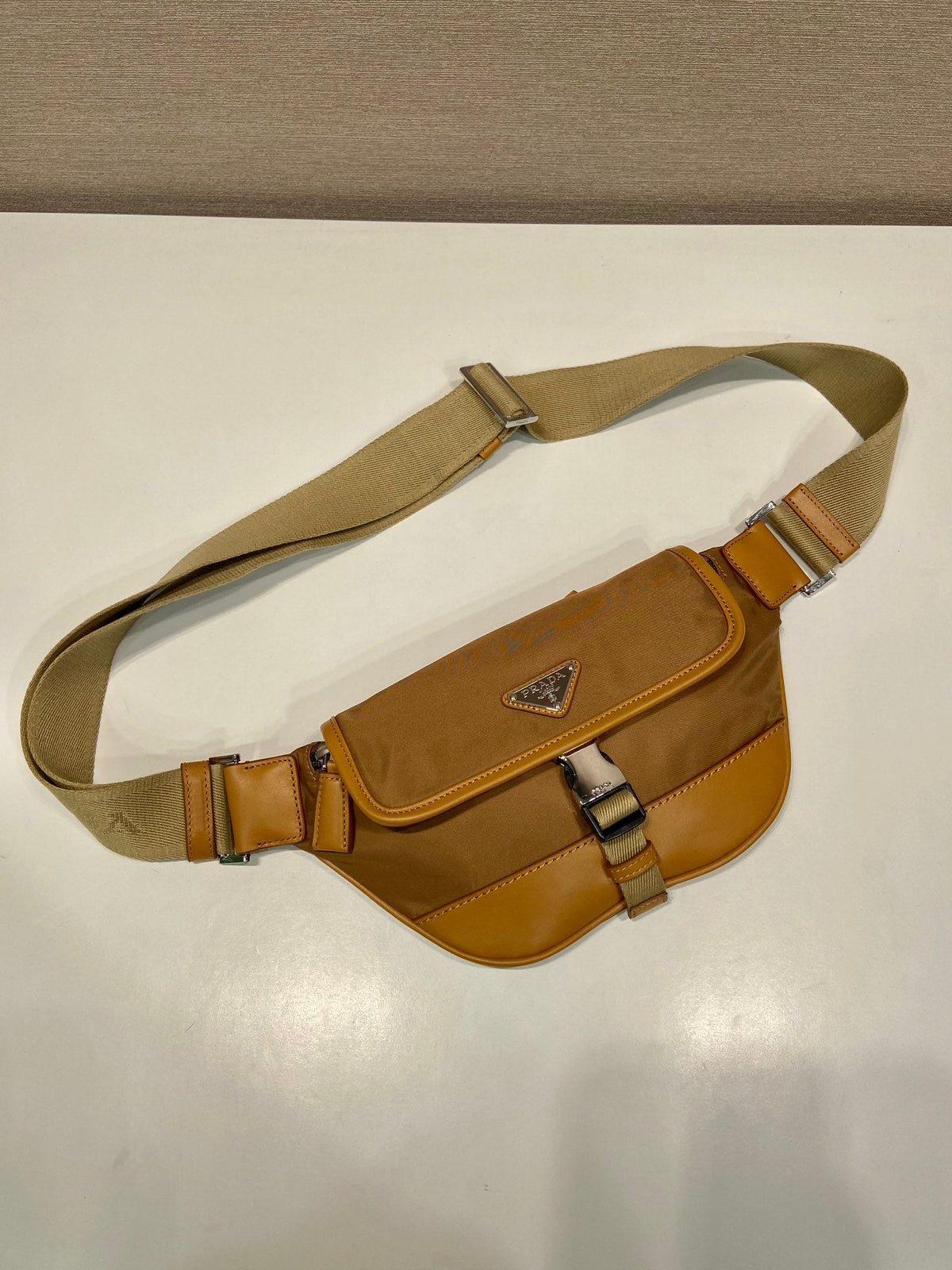 BELT BAG 18 IN SEPIA BROWN RE-NYLON AND CALFSKIN TRIM
