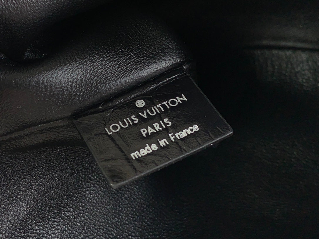 SLIM TRUNK 23 IN BLACK CROCODILE PATTERN CALFSKIN SILVER HARDWARE