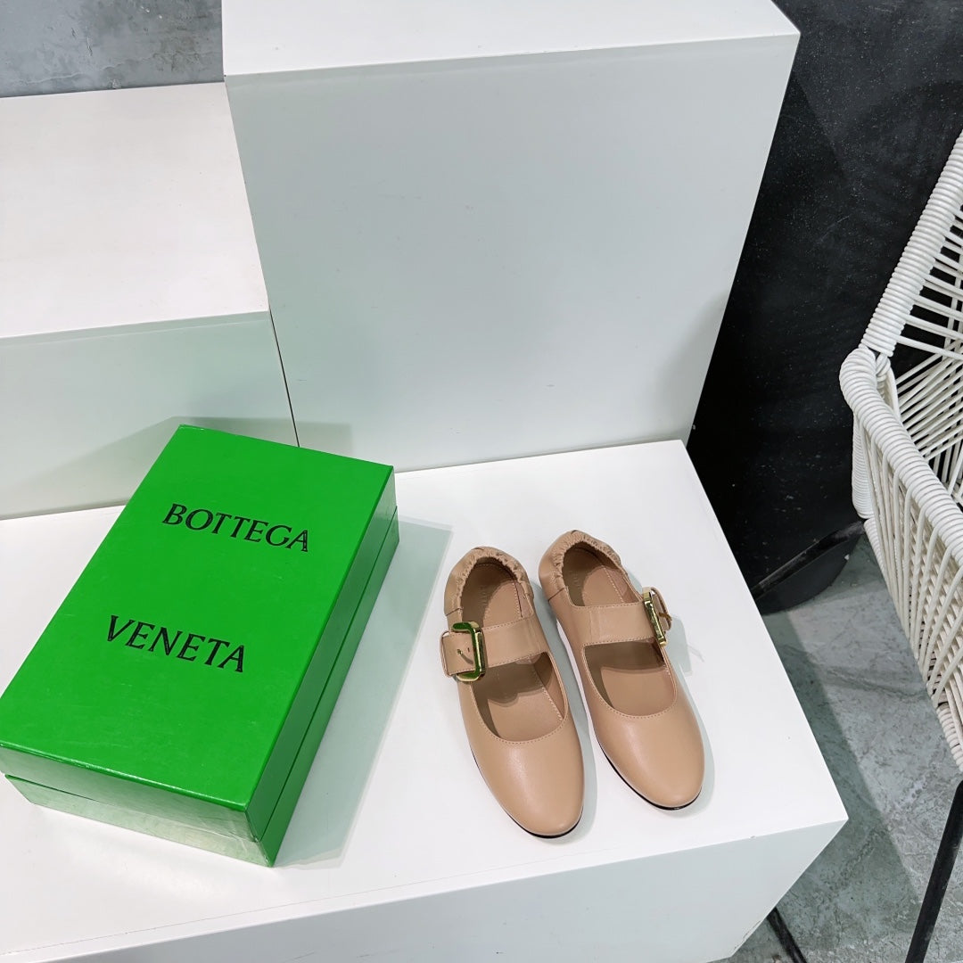 ASTAIRE MARY-JANE BALLERINA IN CAMEL BEIGE CALFSKIN