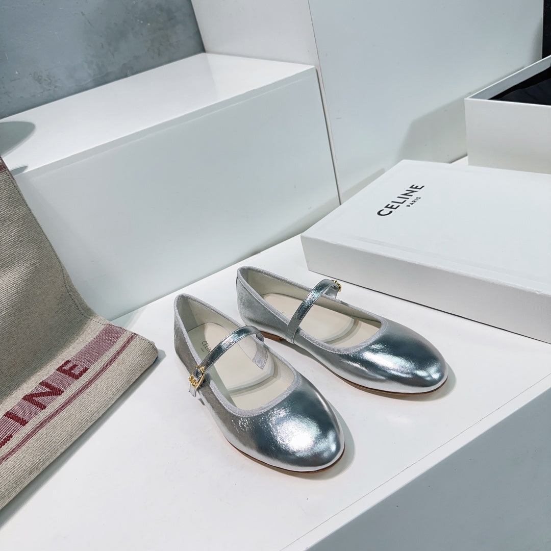 BALLET FLAT IN SILVER CALFSKIN
