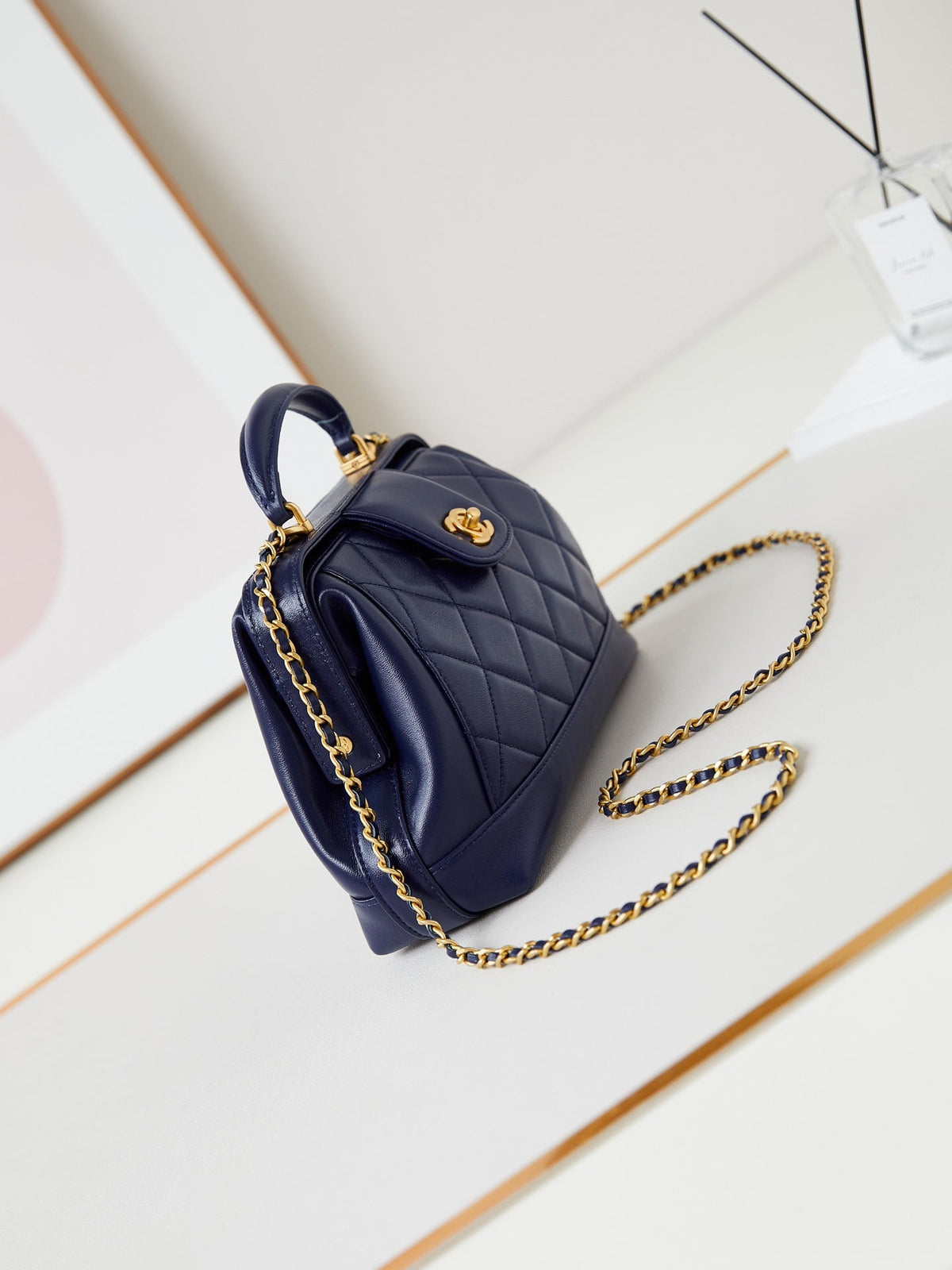 MEDIUM TOP HANDLE BAG 23 IN NAVY BLUE OIL-WAX LAMBSKIN GOLD HARDWARE