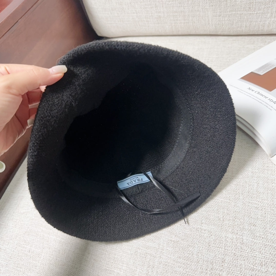 BUCKET HAT IN BLACK WOOL 348166