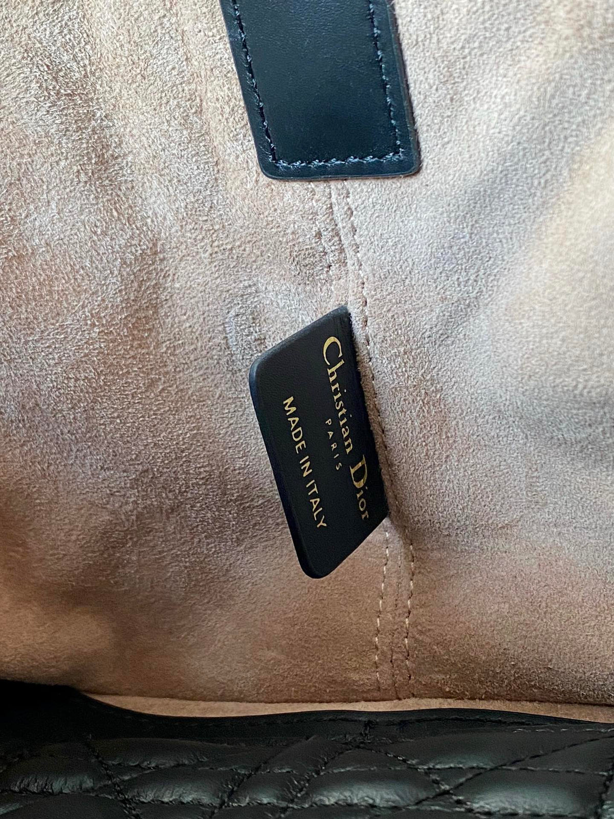 MINI TOUJOURS BAG 23 IN BEIGE CANNAGE CALFSKIN BLACK STRAP