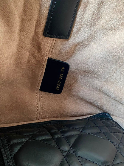 MINI TOUJOURS BAG 23 IN BEIGE CANNAGE CALFSKIN BLACK STRAP
