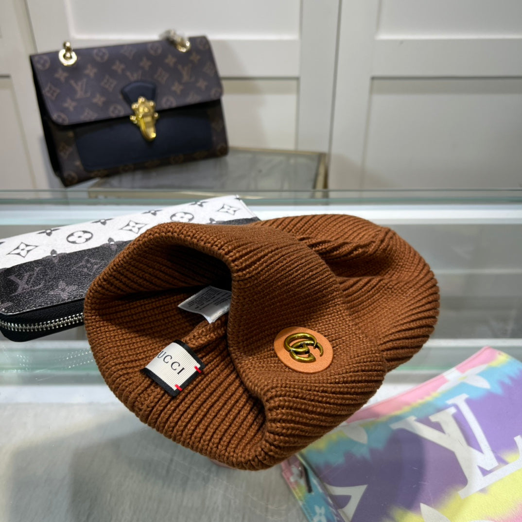 BEANIE HAT IN SYRUP BROWN WOOL 395841