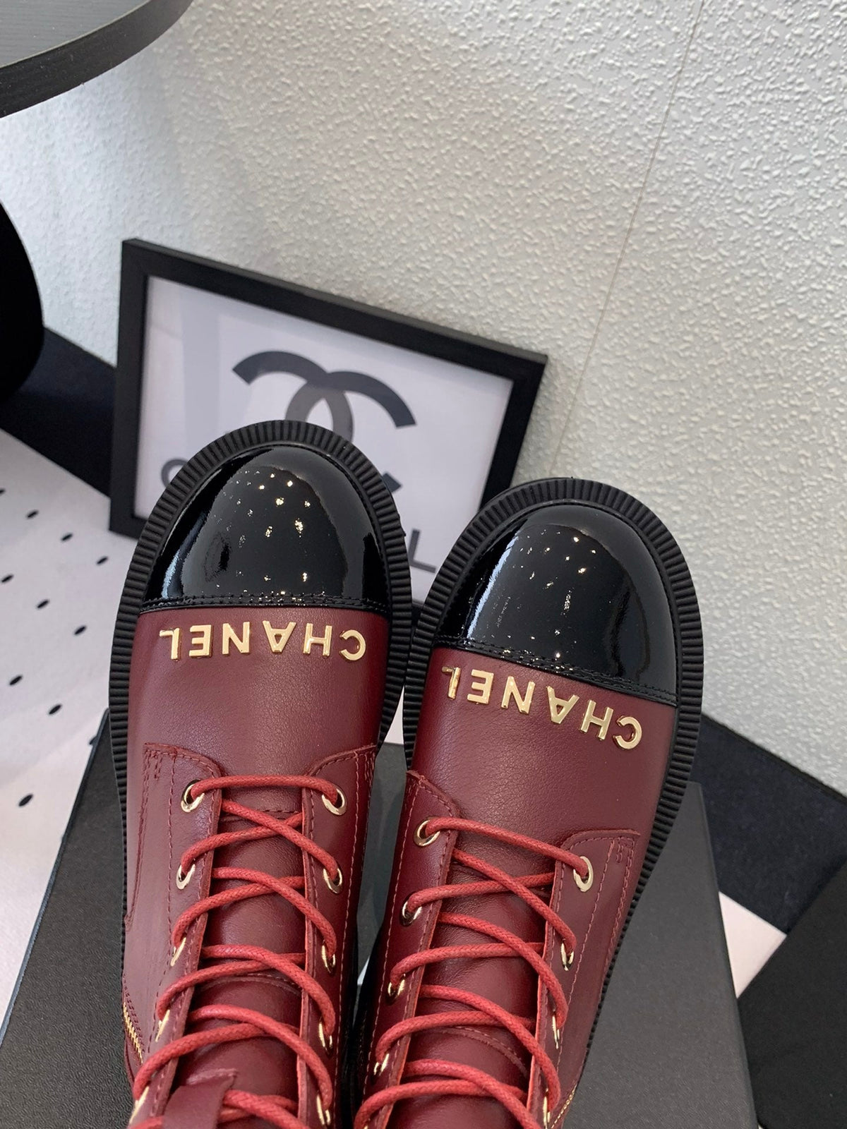 ANKLE BOOTS IN MAHOGANY RED MIX BLACK CALFSKIN