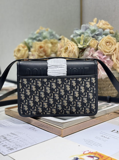 MONTAIGNE EAST-WEST BAG 24 IN BLACK LAMBSKIN AND MONOGRAM OBLIQUE JACQUARD