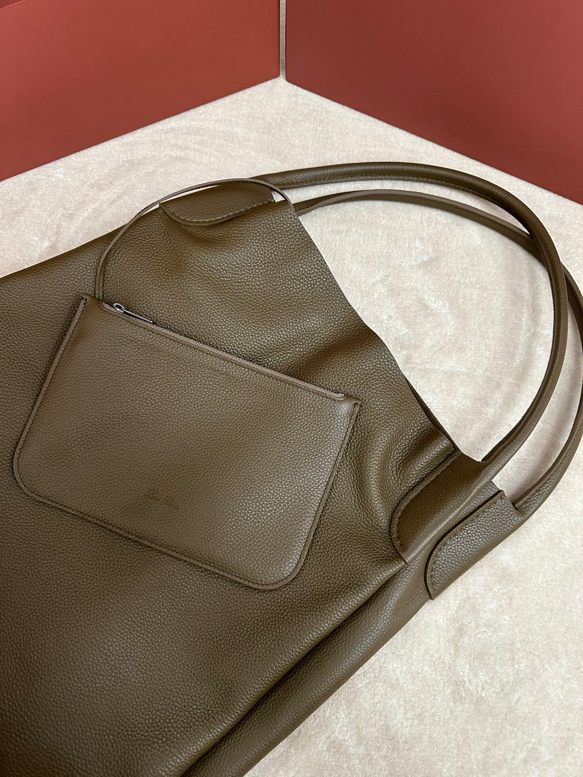 BALE HOBO EXTRA LARGE 40 BAG IN MOCHA BROWN CALFSKIN